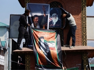 Xomanaiyning dafn marosimi Mashhadda o‘tkaziladi