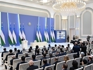 Özbekistonda bepul dori vositalari turi 73 taga yetkaziladi