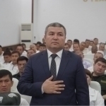 Банк филиали бошқарувчиси Мирзаободга ҳоким бўлди