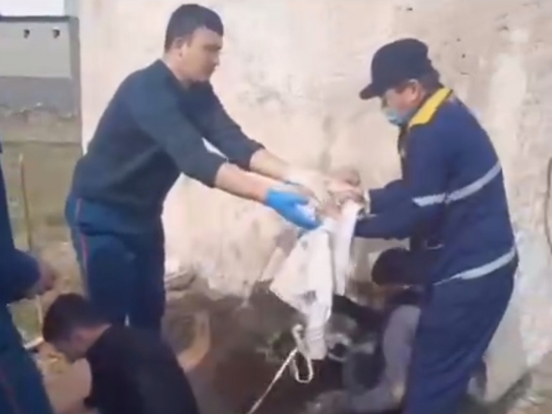 Самарқанддаги шифохона ҳожатхонасида ҳомиладор аёлнинг кўзи ёриди (видео)