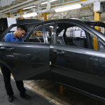Фоторепортаж: Асакадаги UzAuto Motors заводида автомобиль ишлаб чиқариш жараёни 