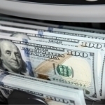 Dollar kursi pasaydi