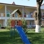 Surxondaryodagi davlat bog‘chasi ichimlik suvi bilan ta’minlanmagani aniqlandi