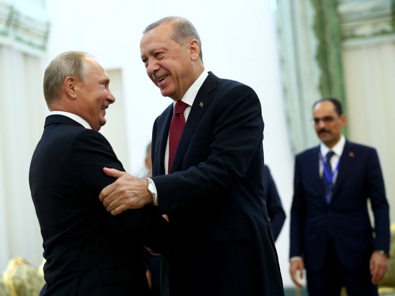 Erdo‘g‘an Putin bilan Ukraina va Suriyadagi vaziyatni muhokama qildi