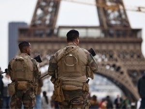 Францияда ихтиёрий ҳарбий хизмат жорий этилади