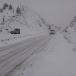 Traffic halted on “Takhtakoracha” pass following snowstorm