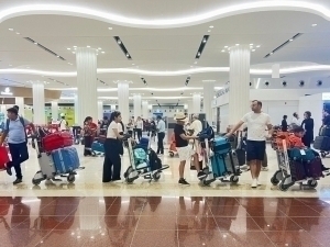 Форс кўрфази осмони яна очилмоқда