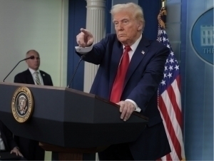 Мен диктаторман – Трамп