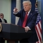 Мен диктаторман – Трамп (видео)