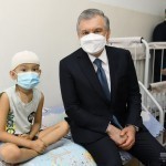 Mirziyoyev yangi onkologiya markazi loyihasi bilan tanishdi