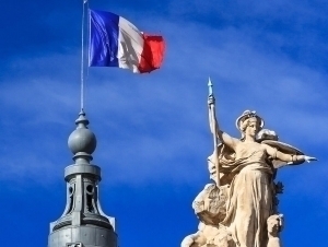 Францияда аборт қилдириш қонунийлаштирилди
