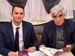 Turkiyada Usmon Azim haqida kitob yozildi