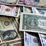 Dollarning rasmiy kursi 323 so‘mga qimmatladi