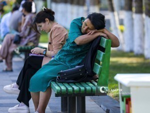 “I slept yesterday at the station, my luggage is in the subway.” How does Tashkent welcome students? (photo report)