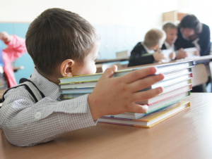 Yetim bolalar ta’lim olish jarayonida to‘liq davlat ta’minotida bo‘ladi