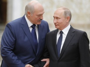 Путин ақлдан оздими? У “ажалнинг калити”ни Лукашенконинг қўлига топширмоқчи