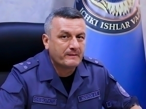 “Curse the driver who runs in a red light”. New approach from the head of Andijan Regional Traffic Police (video)