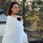 “Спутник V” билан эмланган хонанда Лола коронавирусга чалинди