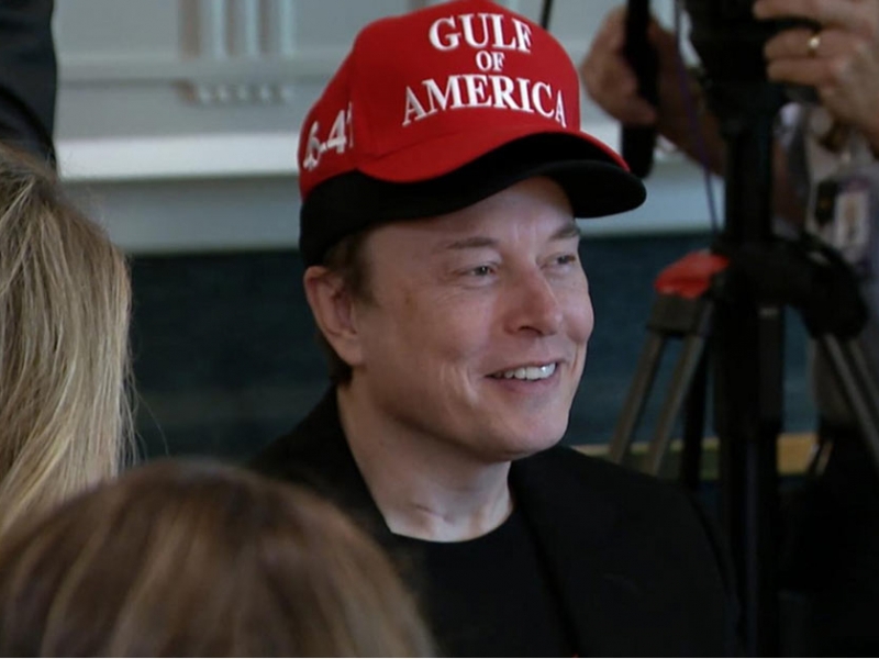 Mask O‘zbekiston paxtasi haqida hisobotni eshitib, kulib yubordi (video)