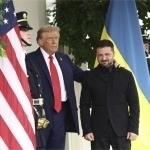 Трамп Зеленскийнинг ҳаракатларини мақтади