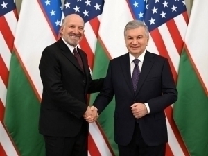 Шавкат Мирзиёев АҚШ Савдо вазири билан учрашди