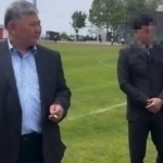 Sobiq deputat jamoat joyida chekkani uchun jarimaga tortildi