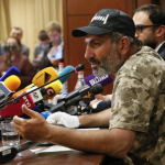 Pashinyan armanlarni qo‘lga qurol olishga chaqirdi
