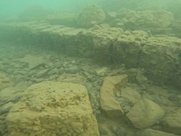 Rare 10th–11th-century coins found in Lake Issyk-Kul