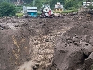 Kashmirda kuchli yomg‘ir oqibatida 50 kishi halok bo‘ldi