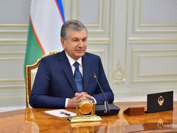 Shavkat Mirziyoyev YeTTB prezidenti bilan muzokara o‘tkazdi