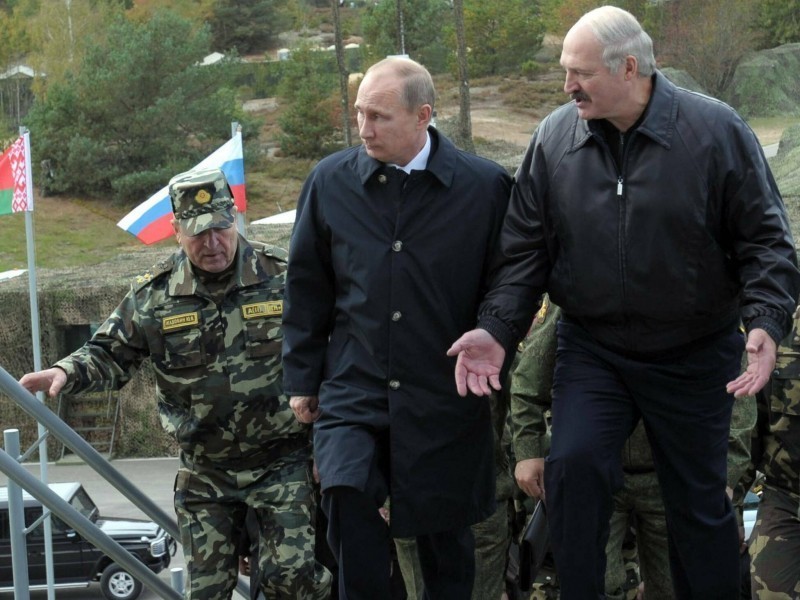 Ҳаммаси Путин ва Лукашенконинг иши. КХШТнинг Қозоғистонга киришидаги сир очилди