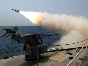 Эрон музокара олдидан ҳарбий машғулотларни бошлаб юборди