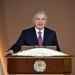 Ҳозир 40 минг муаллим 1 минг доллардан юқори маош олмоқда – Президент