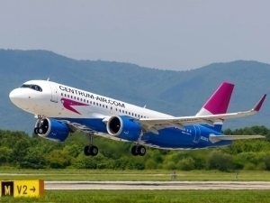 “Centrum-Air” bir o‘ringa ikki chipta sotdi. Yo‘lovchilar samolyotga sig‘madi