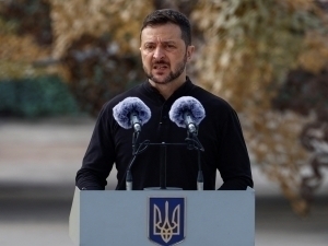 Zelenskiy Putinni saylovlarga aralashishga urinishda aybladi