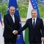 Mirziyoyev YeI komissarini qabul qildi 