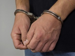 Америка васвасаси: фуқарони Мексика орқали АҚШга юбормоқчи бўлган шахслар ушланди