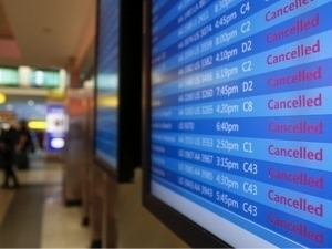 АҚШда “шатдаун” сабаб минглаб рейслар бекор қилинмоқда