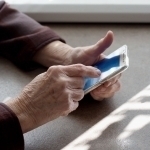 “Ўлдингми?”. Хитойда ноодатий илова оммалашмоқда 