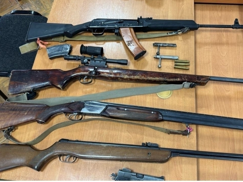 Qirg‘izistonda katta miqdordagi qurol-yarog‘ ombori topildi