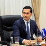 Umurzoqov o‘tkazgan yig‘ilishda ikki hokim o‘rinbosari “uchdi”, 19 nafari hayfsan oldi