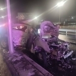 Toshkentda Cobalt ustunga borib urildi va yonib ketdi (video)