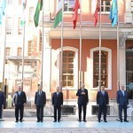 Shavkat Mirziyoyev Turkiy kengashda bayroqlar ko‘tarish marosimida qatnashdi (video)