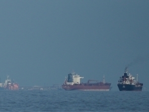 ЕИ Ҳормузни очиш бўйича Эрон билан музокара бошлади