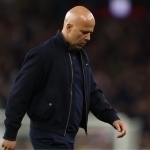 Arne Slot “Liverpul” bosh murabbiyi lavozimini tark etdi