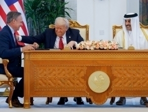 Трамп Қатар билан 1,2 трлн долларлик битим имзолади