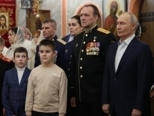 Путин Украинада “муқаддас топшириқ”ни бажарган аскарлар билан Рождествони нишонлади (видео)