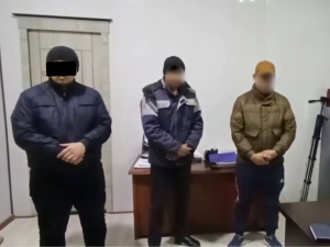 Наманганда ҳоким ёрдамчиси 90 сотих ерни 4500 долларга пуллади