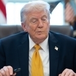 Senat Trampning harbiy vakolatlarini cheklashdan bosh tortdi