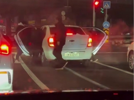 Chilonzorda haydovchilar yo‘l talashib, janjallashdi (video)